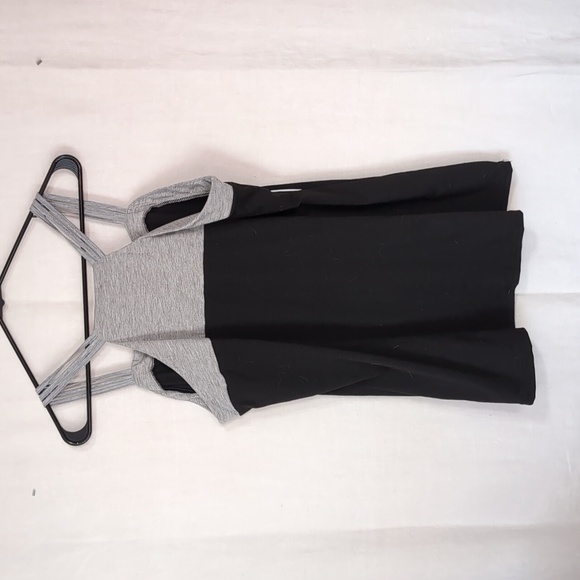 Grey Black Wing Graphic Racerback Tank Size Large - Picture 3 of 3